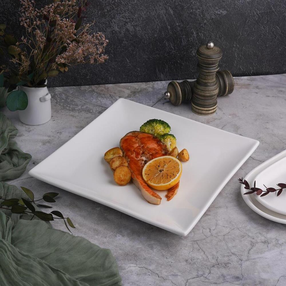 NEW Тарелка 27*27 см h3 см квадратная белая фарфор P.L. Proff Cuisine NEW Тарелка 27*27 см h3 см квадратная белая фарфор P.L. Proff Cuisine
