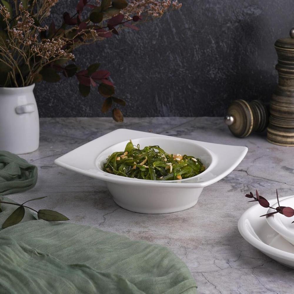 Asymmetry Салатник 185 мл 15*15 см h4,5 см с бортом белый фарфор NEW P.L. Proff Cuisine Asymmetry Салатник 185 мл 15*15 см h4,5 см с бортом белый фарфор NEW P.L. Proff Cuisine