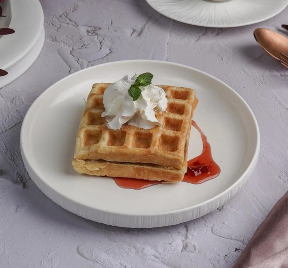 Frost White Moon Тарелка с бортом d=20 см, h=3 см, P.L. - Proff Cuisine Frost White Moon Тарелка с бортом d=20 см, h=3 см, P.L. - Proff Cuisine